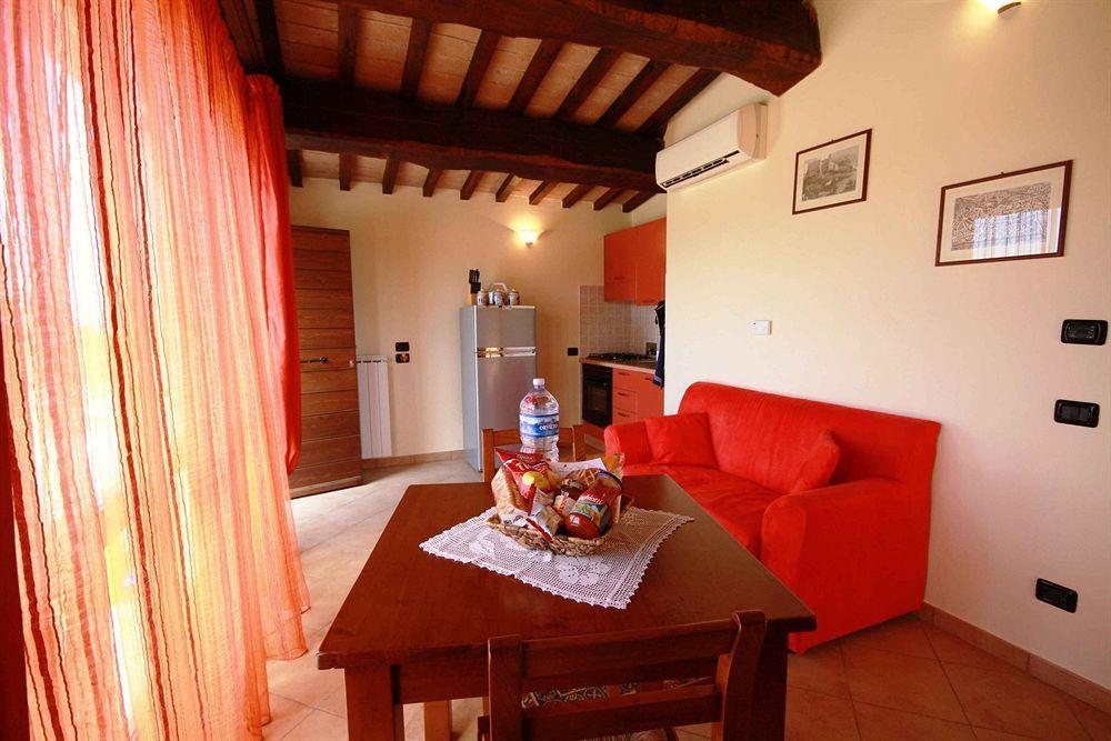 Santa Maria Degli Ancillotti Guest House Petrignano Eksteriør bilde