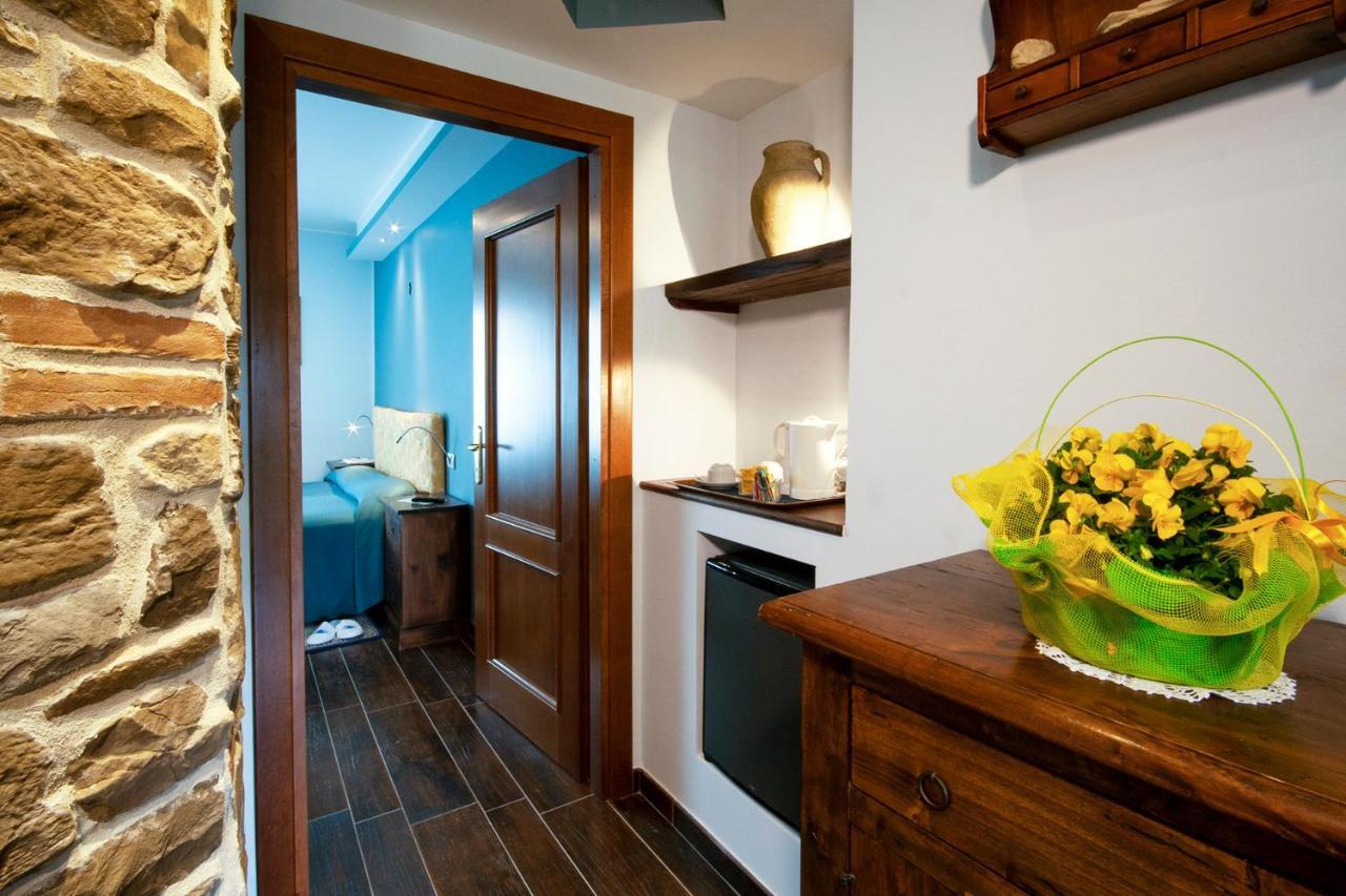 Santa Maria Degli Ancillotti Guest House Petrignano Eksteriør bilde